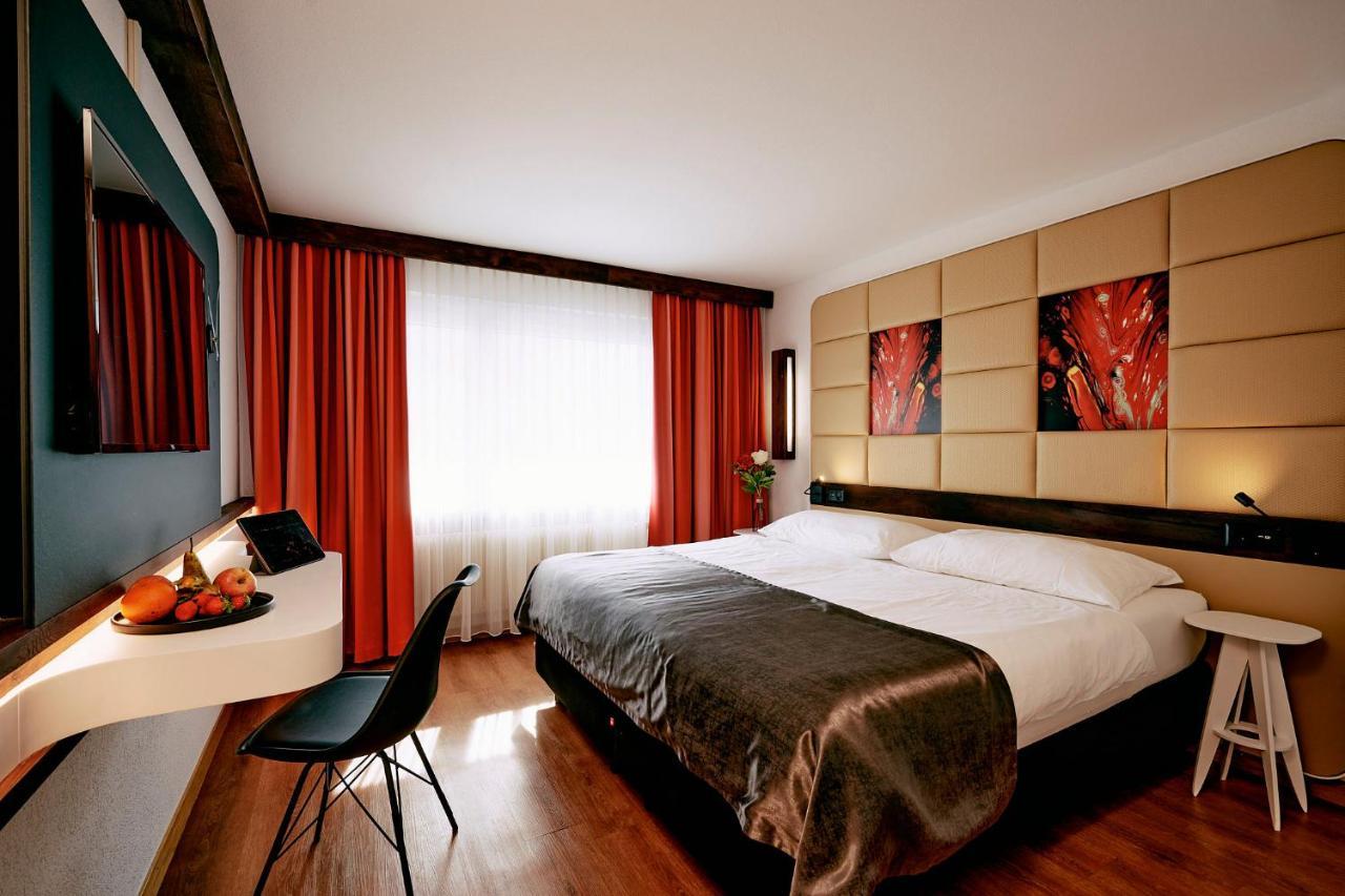Hotel Elite à Viège Extérieur photo